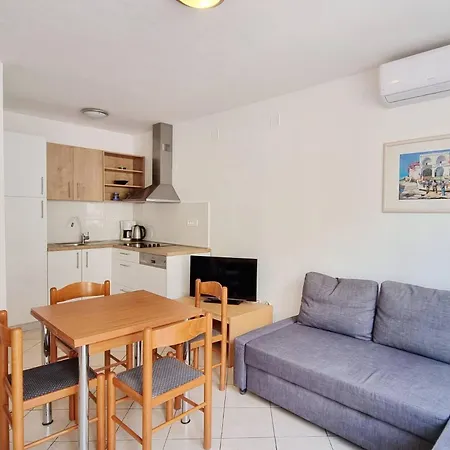Apartments Lovincic Baska  Exterior photo