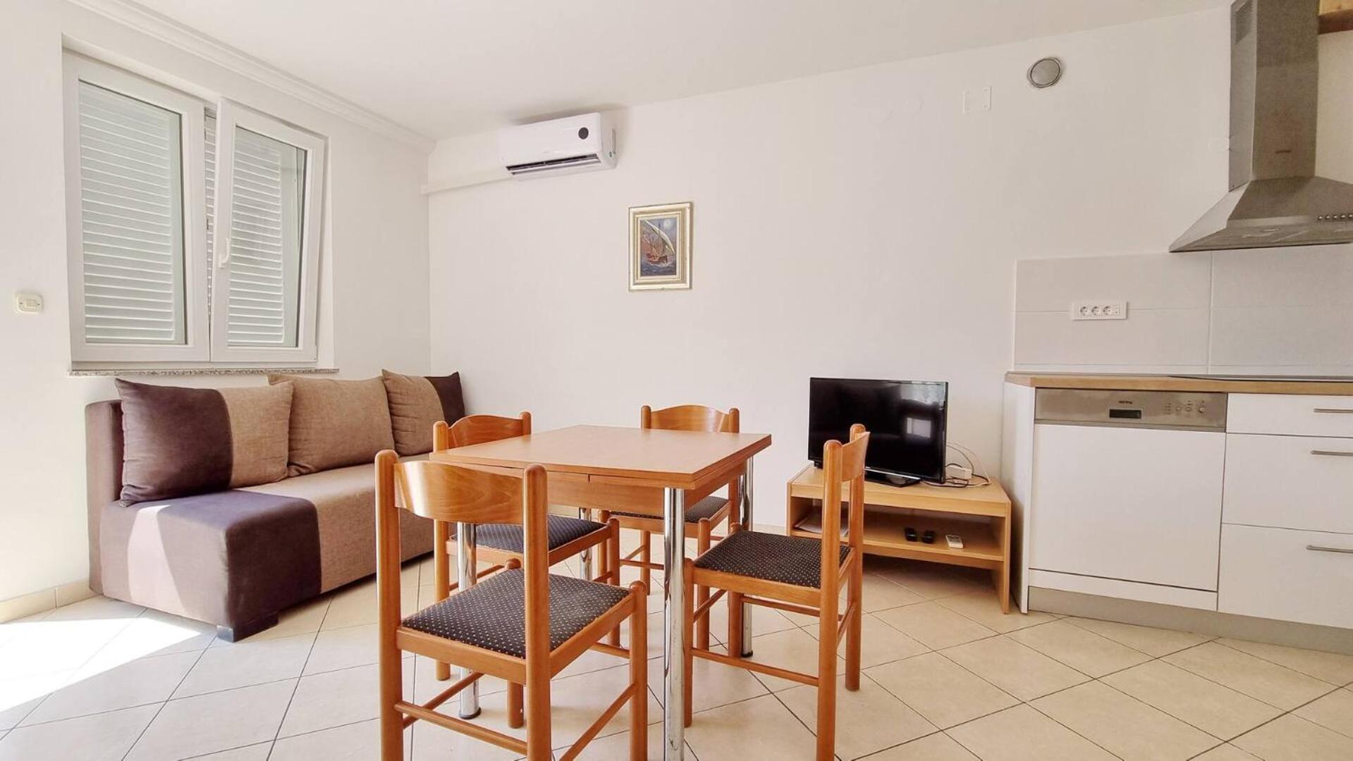 Lovincic Guest house *