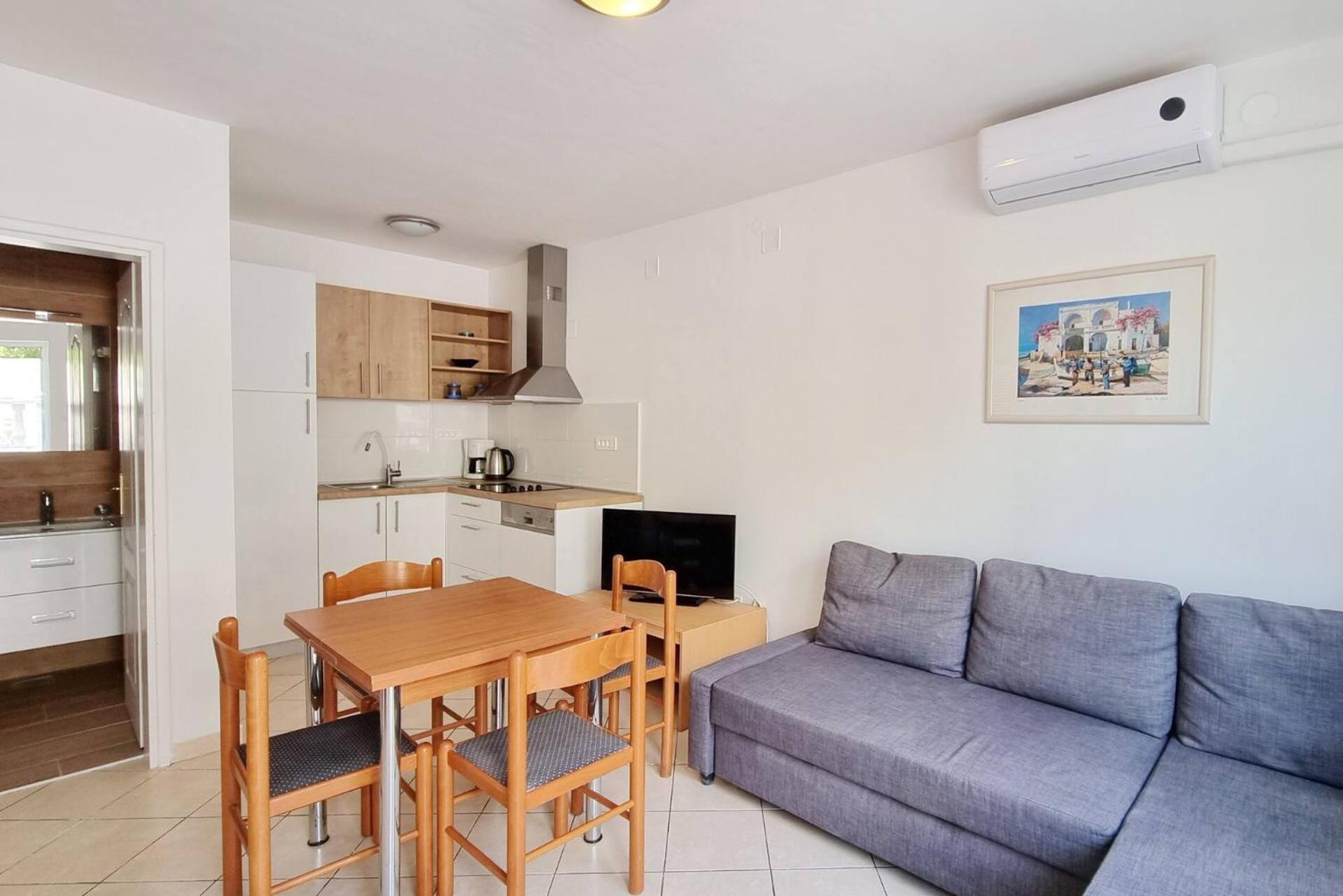 Lovincic Guest house